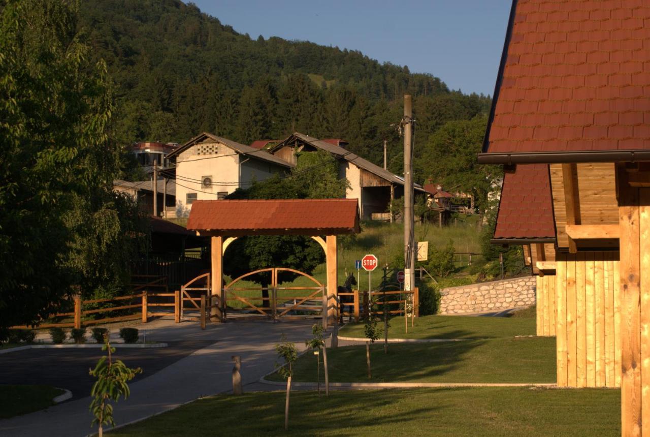 Martinova Izba - Family Bungalows Lasko Exterior photo